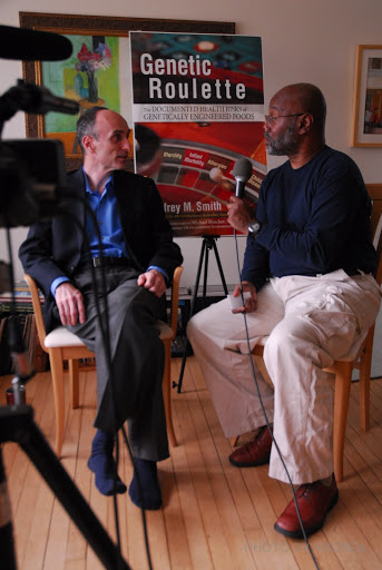 At home with Jeffrey Smith